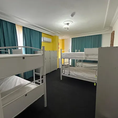 A07 Хостел Алания